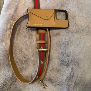 BANDOLIER Kimberly CROSSBODY PHONE CASE IN TAN/GOLD IPHONE 16PRO